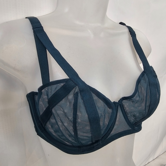 Victoria's Secret Very Sexy Sheer Mesh Unlined Bra 32DD - Picture 2 of 8